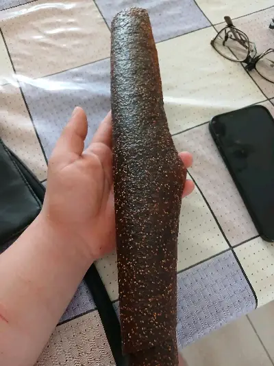 Fig tklapi (fruit leather)