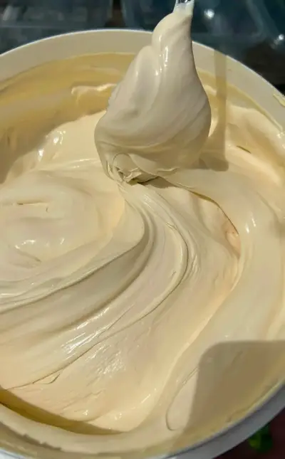 Village sour cream (kaimaghi)