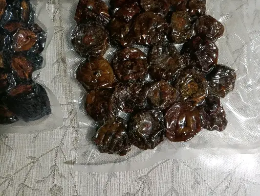 Dried figs
